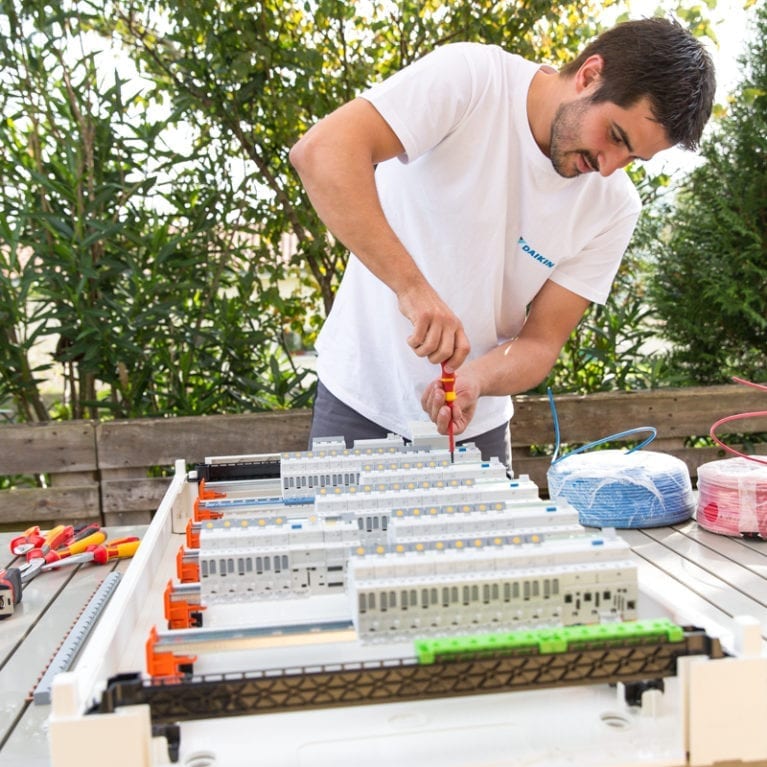 Câblage armoire électrique